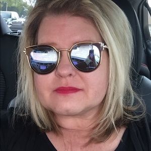 Meet your Posher, Jill